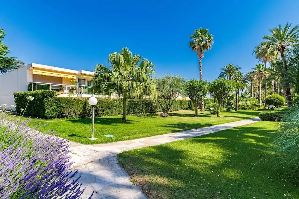 Superbe Studio Bord De Mer Avec Terrasse & Piscine Cannes 0*,  Fransa