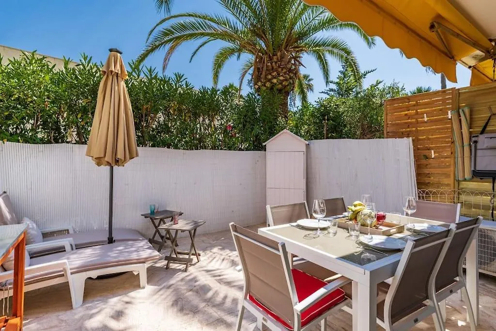 Superbe Studio Bord De Mer Avec Terrasse & Piscine Cannes Apartment