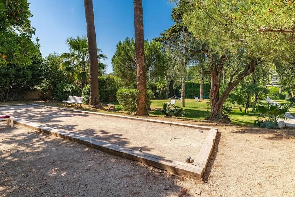 Apartment Superbe Studio Bord De Mer Avec Terrasse & Piscine Cannes France